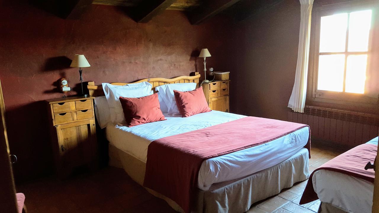 La Torre Blanca Villa Cardona Ngoại thất bức ảnh