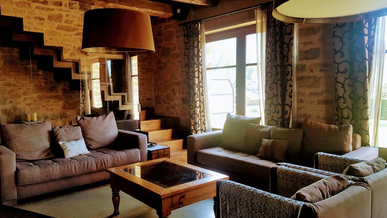 La Torre Blanca Villa Cardona Ngoại thất bức ảnh